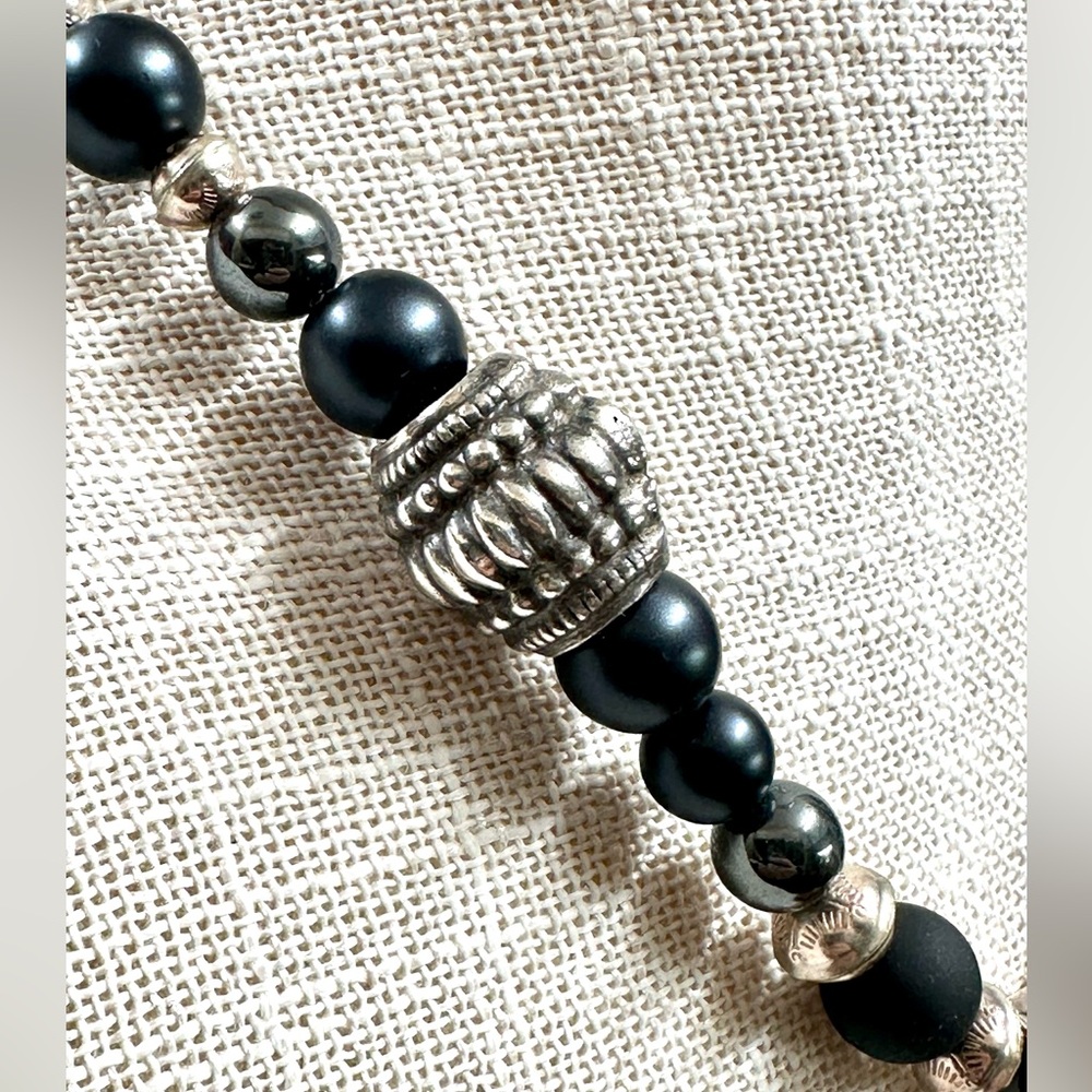 Fossil ivory Alaska intricately handcarved otter goddess Sterling necklace beads - Picture 8 of 15